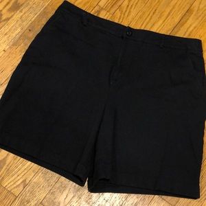 ☘️🌴BOGO SALE!!!! BLACK PAIR OF SHORTS - CLASSIC CUT AND STYLE🌴☘️